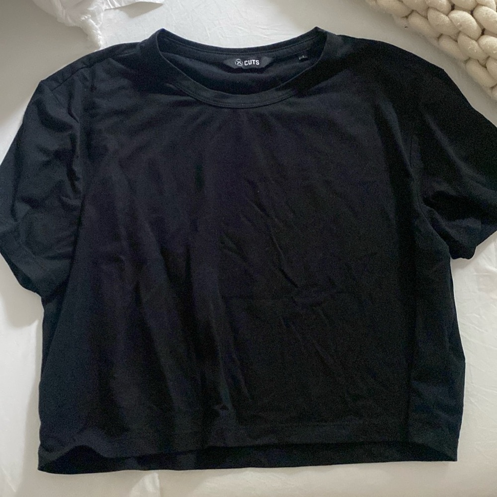 Cuts tee shirt
